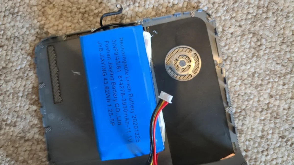 Portable Projector – Dead Battery